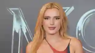 Bella Thorne nude