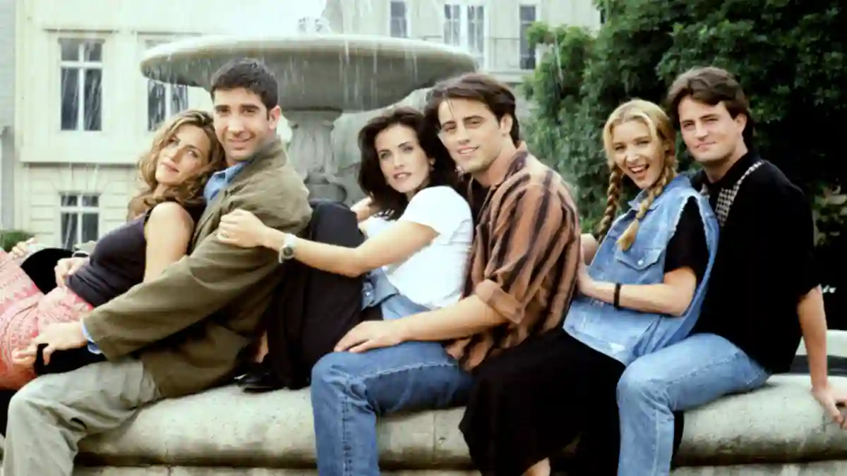 Friends Cast Jennifer Aniston, David Schwimmer, Courteney Cox, Matt LeBlanc, Lisa Kudrow and Matthew Perry