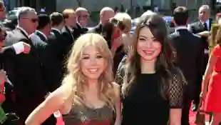 Jennette McCurdy and Miranda Cosgrove at the Academy of Television Arts & Sciences Awards on September 15, 2012