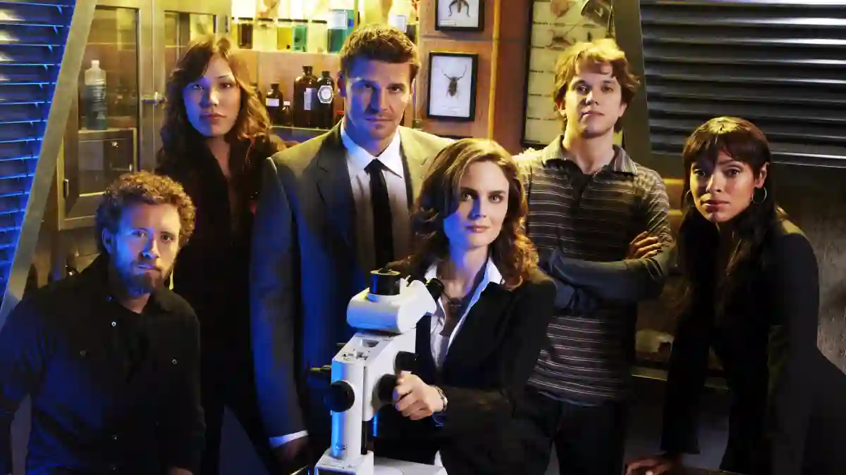 The 'Bones' cast for season 2 2005