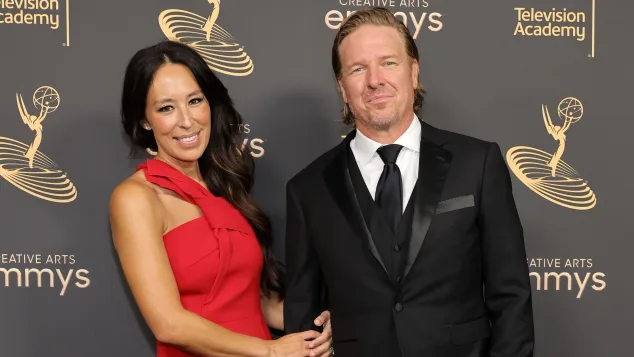 Fixer Upper: Joanna and Chip Gaines