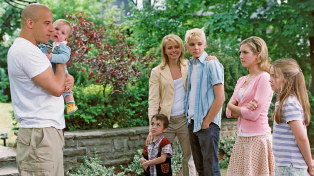 Ninera A Prueba De Balas Cast