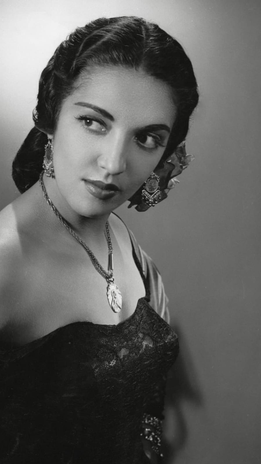 The Mexican Film Star Who Conquered Hollywood — and Marlon ...