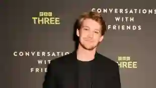 'Conversations With Friends': Joe Alwyn Shares What His Parents Think Of His Sex Scenes