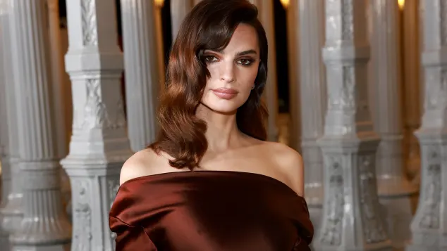 Emily Ratajkowski
