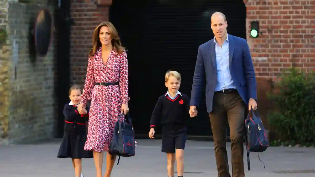 Princess Charlotte, Duchess Kate, Prince George, Prince William look like Princess Diana Spencer family relatives children kids Louis