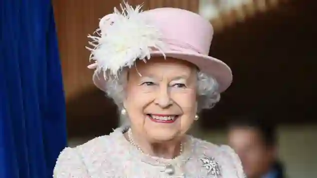 Queen Elizabeth II is vaccinated against Covid-19