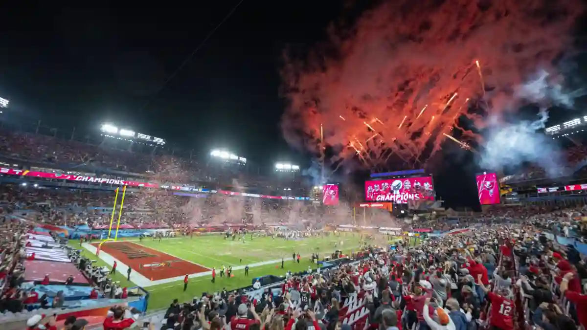 Tampa Bay Buccaneers fans celebrate victory in Super Bowl LV 2021