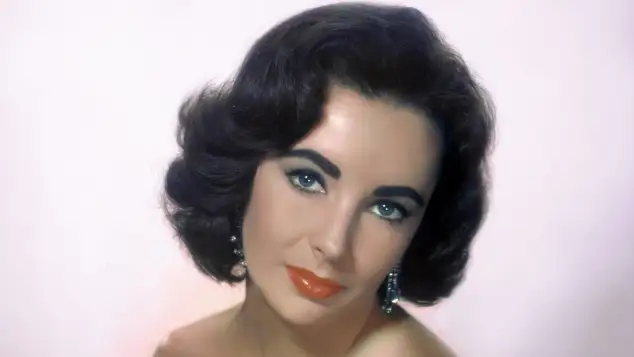 Elizabeth "Liz" Taylor in young