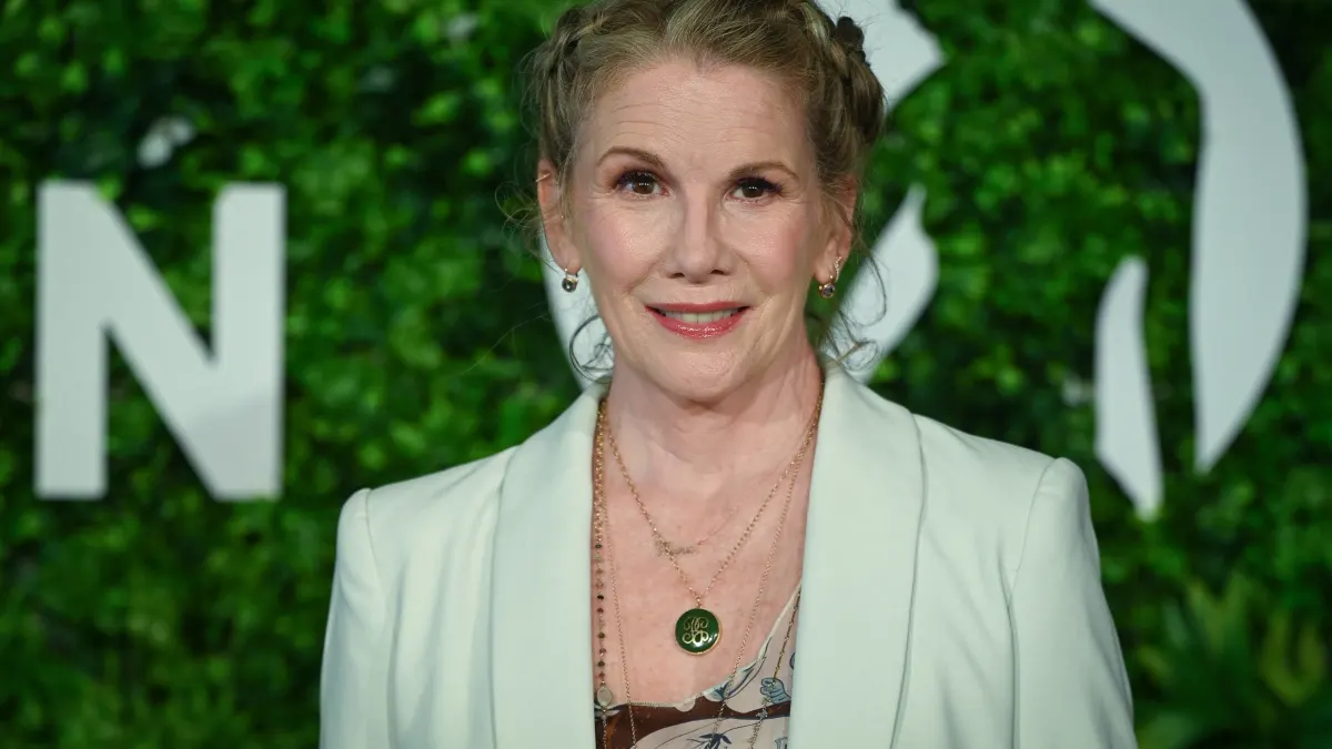 Melissa Gilbert smiles