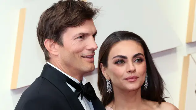 Mila Kunis and Ashton Kutcher 
