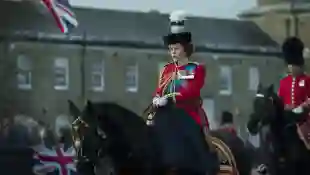 Olivia Colman, The Crown (2020) Season 4. Credit: Des Willie / Netflix / The Hollywood Archive Los Angeles CA PUBLICATI