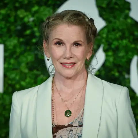 Melissa Gilbert smiles