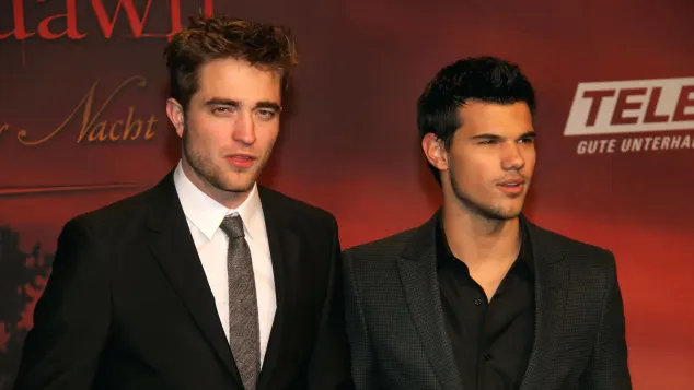 Robert Pattinson and Taylor Lautner