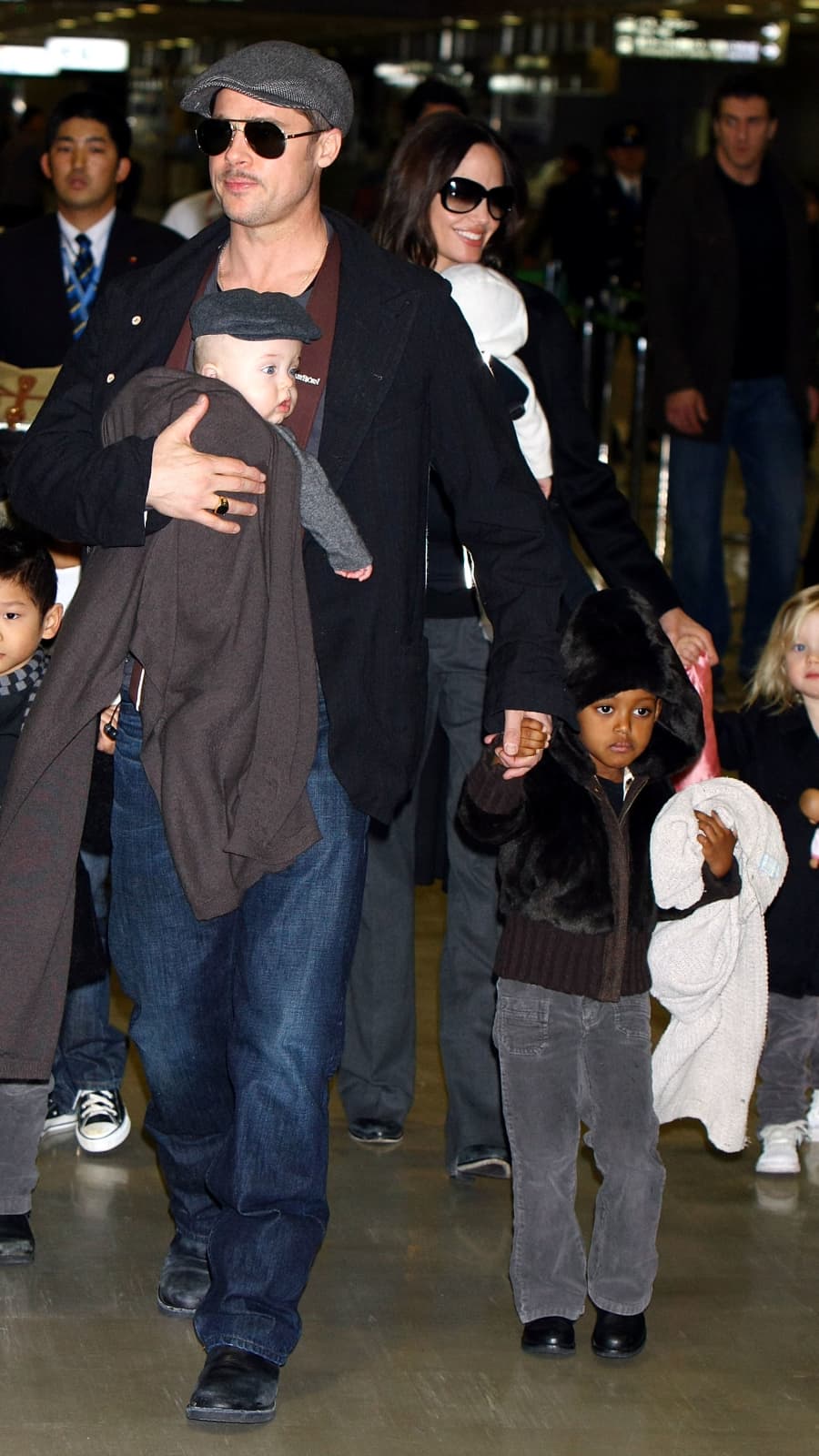 Angelina Jolie And Brad Pitt What Their Kids Look Like Today Jolie brought kids pax, zahara, shiloh, vivienne and knox to the los angeles premiere of maleficent: angelina jolie and brad pitt what