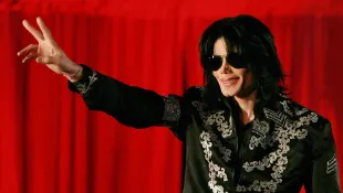 US pop star Michael Jackson addresses a p