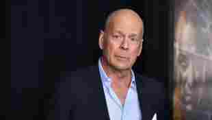 Bruce Willis: Declaración después de ser fotografiado sin máscara