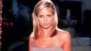 Sarah Michelle Gellar en una imagen promocional de 'Buffy: la cazavampiros'