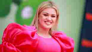 Kelly Clarkson plans to legally change her name Brianne middle last father divorce news