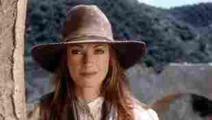 Dr. Quinn, Medicine Woman: Jane Seymour Pays Tribute To Larry Sellers﻿﻿ Cloud Dancing actor dies cause of death age 72 2021 celebrity deaths Instagram post