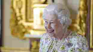 Queen Elizabeth II meet baby Lilibet Diana Harry and Meghan daughter visit 2022 Invictus Games