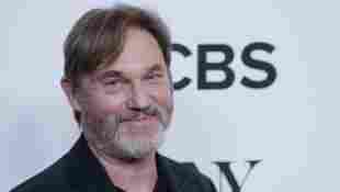 Richard Thomas Shares His Feelings On The New Waltons Reboot Movie Homecoming film 2021 cast John Boy actor narrator release premiere date CW watch interview