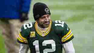 Aaron Rodgers Guest Hosts 'Jeopardy!'