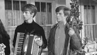 David W. Harper and Eric Scott starred on The Waltons as "Jim-Bob Walton" and "Ben Walton" 1979
