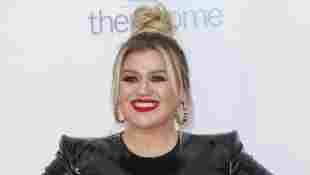 Kelly Clarkson Talks Coping With Divorce Through Songwriting