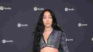 Noah Cyrus Opens Up About The Pain Of Growing Up In Sister Miley Cyrus' Shadow.