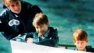 Princess Diana, Prince William, Prince Harry Boat