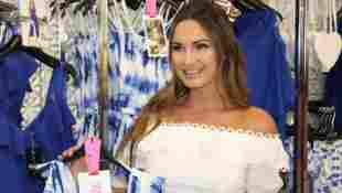 Sam Faiers Shares Pregnancy Update With Sweet New Family Photo