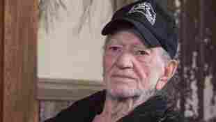 Willie Nelson says he has quit smoking!