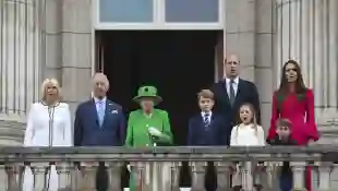 Queen Elizabeth best pictures Platinum Jubilee finale balcony palace Royal Family photos 2022