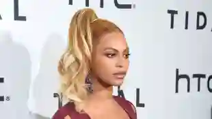 Beyoncé mit XXL-Ausschnitt