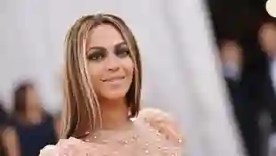 Celebrities You Didn't Know Wear A Wig: Beyoncé