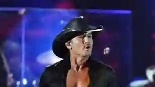 Tim McGraw performing at the 2019 iHeartRadio Music Festival