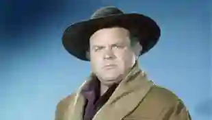 How 'Bonanza' Explained Death Of "Hoss Cartwright" Actor Dan Blocker episode season 14 Forever cast cause drowned movie Josh son