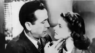 Humphrey Bogart e Ingrid Bergman en Casablanca