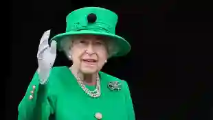 Queen Elizabeth II longest reign world history death 2022