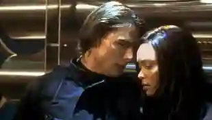 Thandie Newton y Tom Cruise en 'Misión: Imposible 2'. Película de 2000.