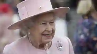 The Queen Will Knight 100-Year-Old Veteran Captain Tom Moore In Return To In-Person Duties