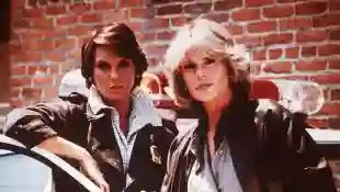 Tyne Daly ("Lacey") and Sharon Gless ("Cagney") in Cagney & Lacey 1995