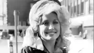 Dolly Parton in 1977