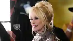 Woah! Dolly Parton Pulls Out Of Rock n' Roll Hall Of Fame!