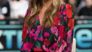 Hannah Brown looks amazing in a flower dress in 2019
