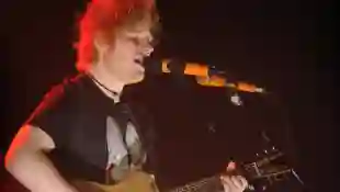 1/ Konzert: Ed SHEERAN, Edward Christopher Ed Sheeran, britischer Singer-Songwriter im Berliner Heimathafen, Sänger, Bri