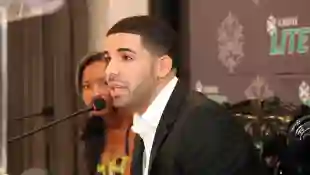 The musical artist Drake during the pre-concert press conference *** der musikalische Künstlerin Enterich während der P