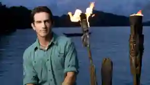 Jeff Probst in the 2008 promo for Survivor