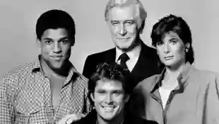 'Knight Rider' Cast: Peter Parros, David Hasselhoff, Edward Mulhare and Patricia McPherson.